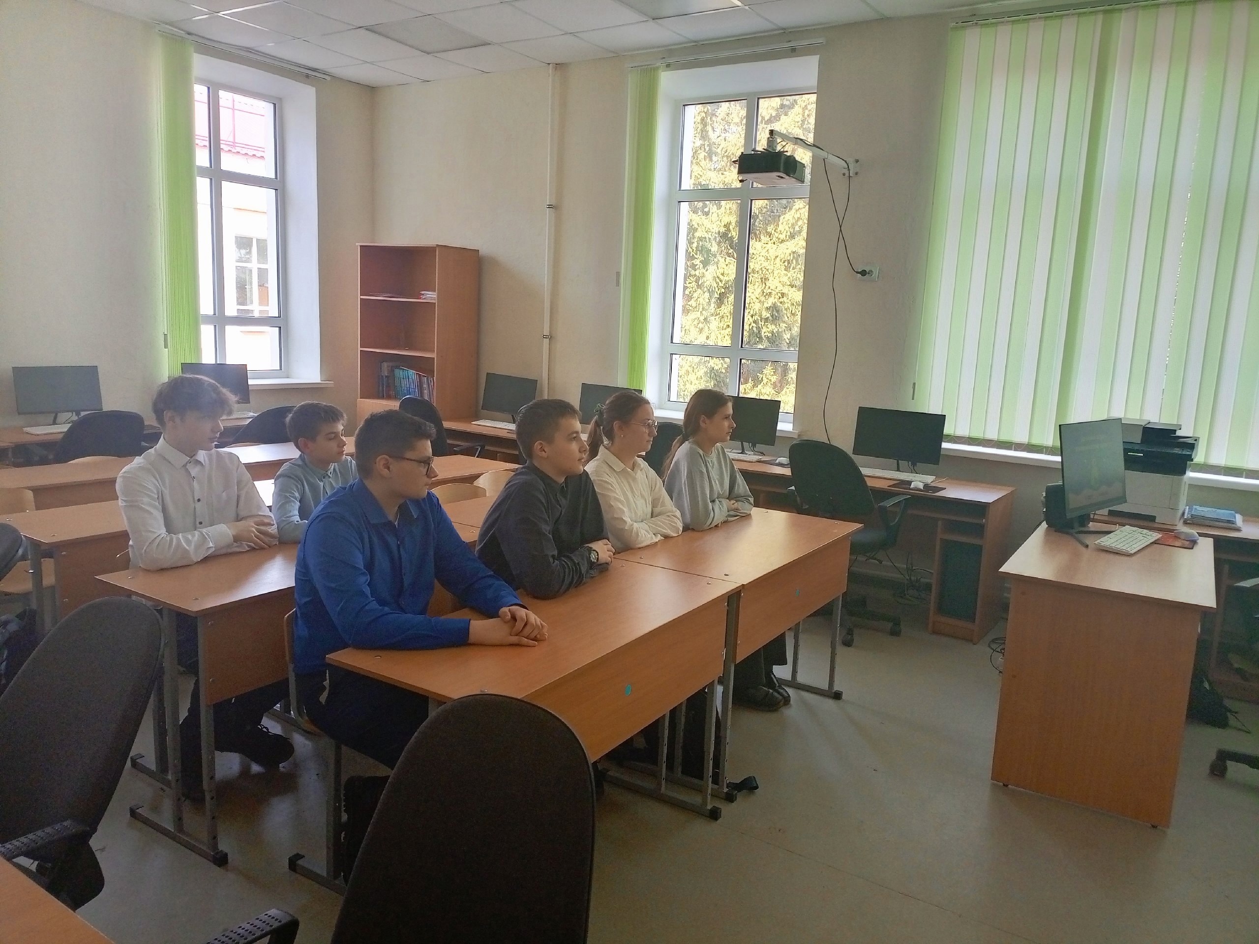 Урок &amp;quot;Опасные незнакомцы в интернете&amp;quot;.