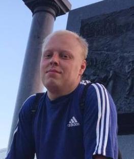 Скок Денис Николаевич.